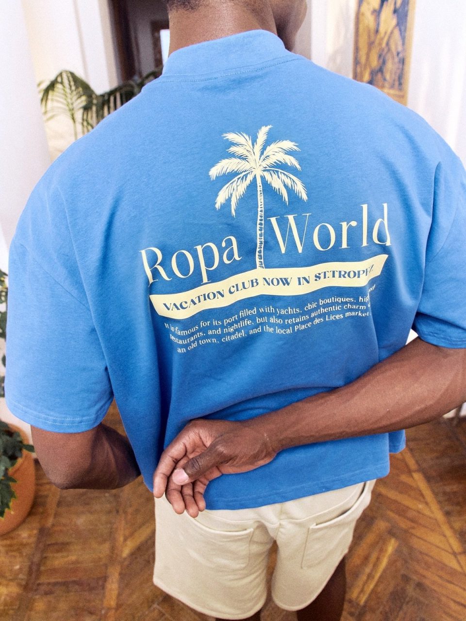 VACATION CLUB BLUE TEE