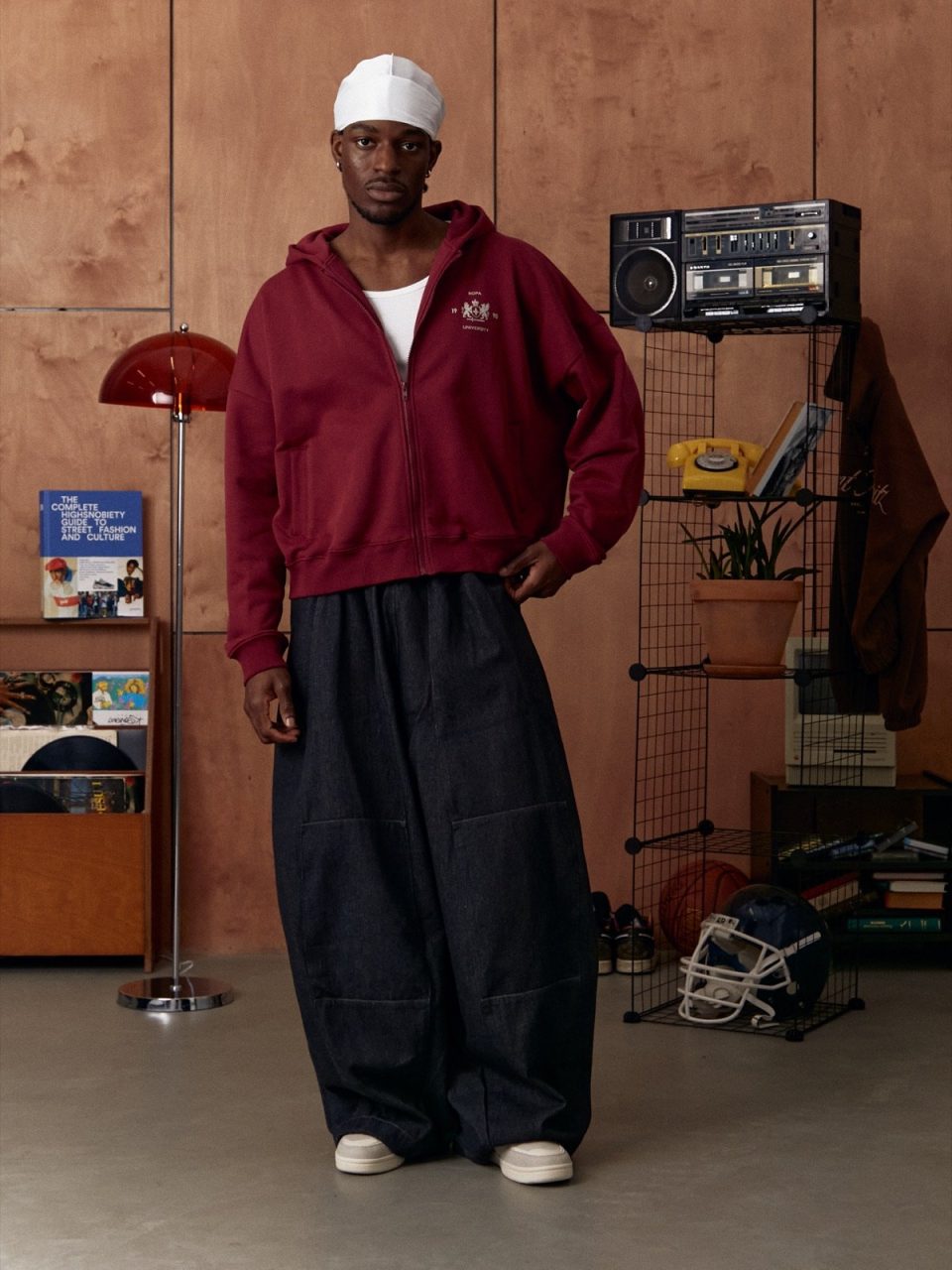 CHERRY UNIVERSITY ZIP-HOODIE