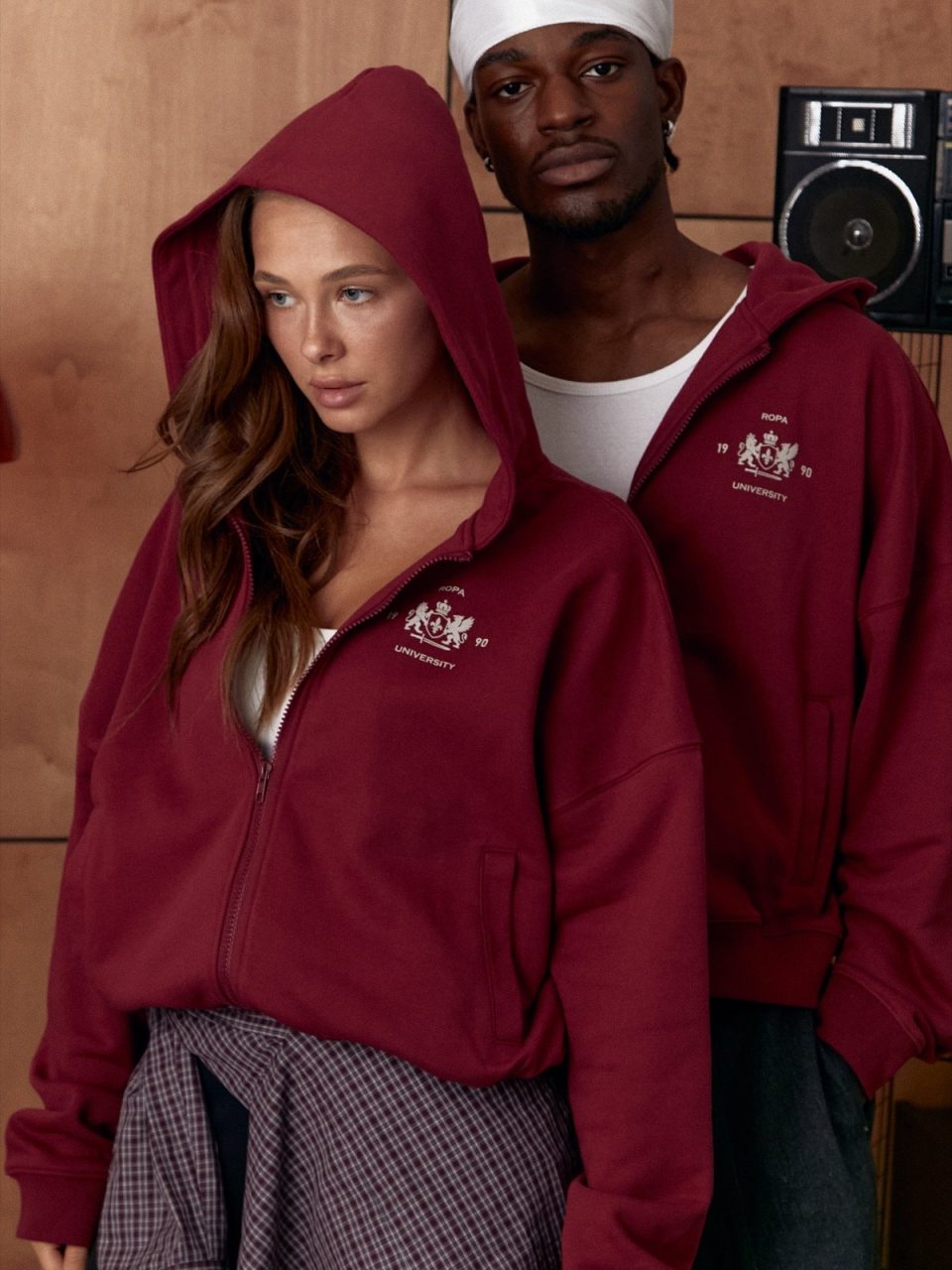 CHERRY UNIVERSITY ZIP-HOODIE