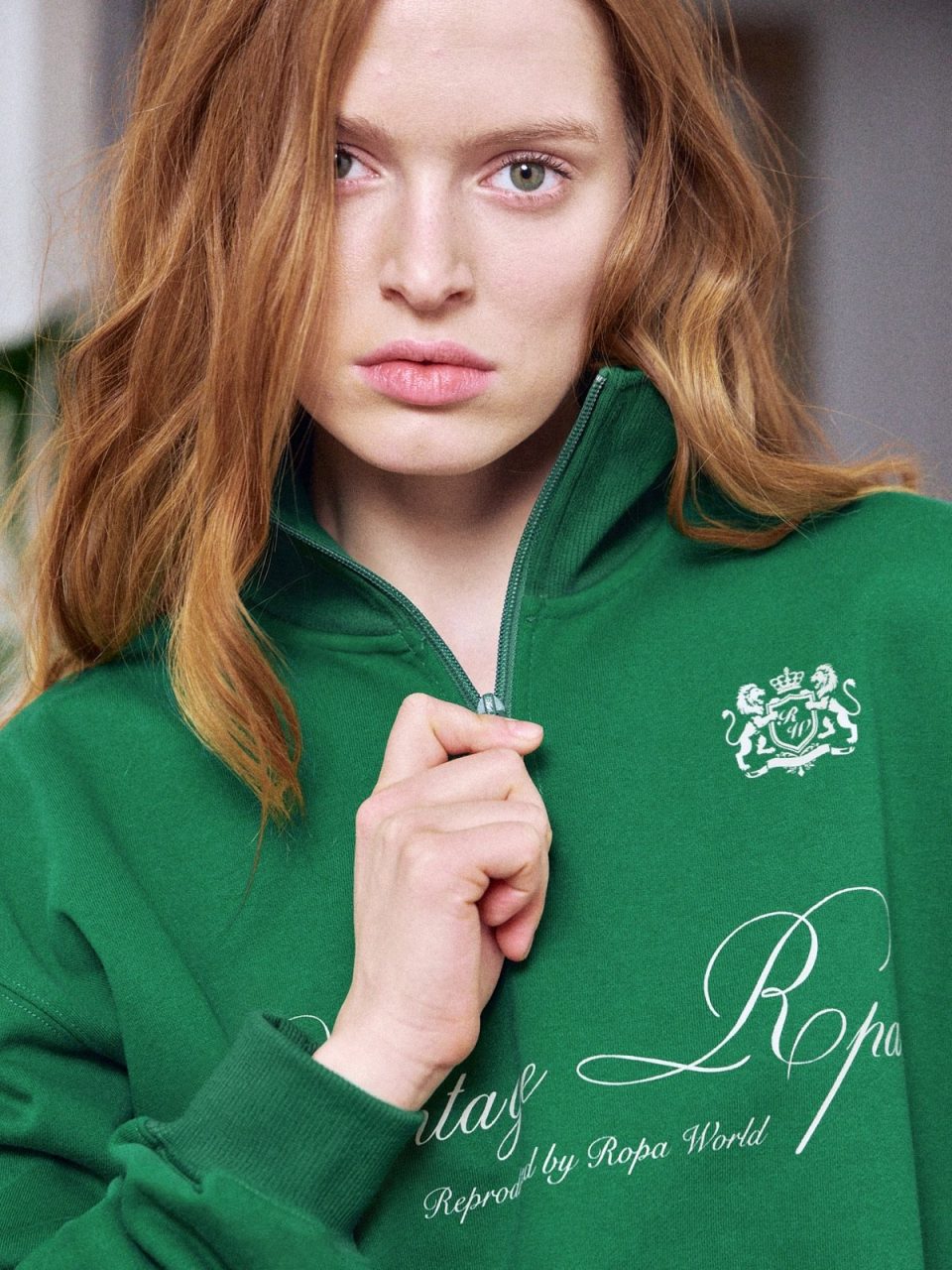 GRASS GREEN HALF-ZIP