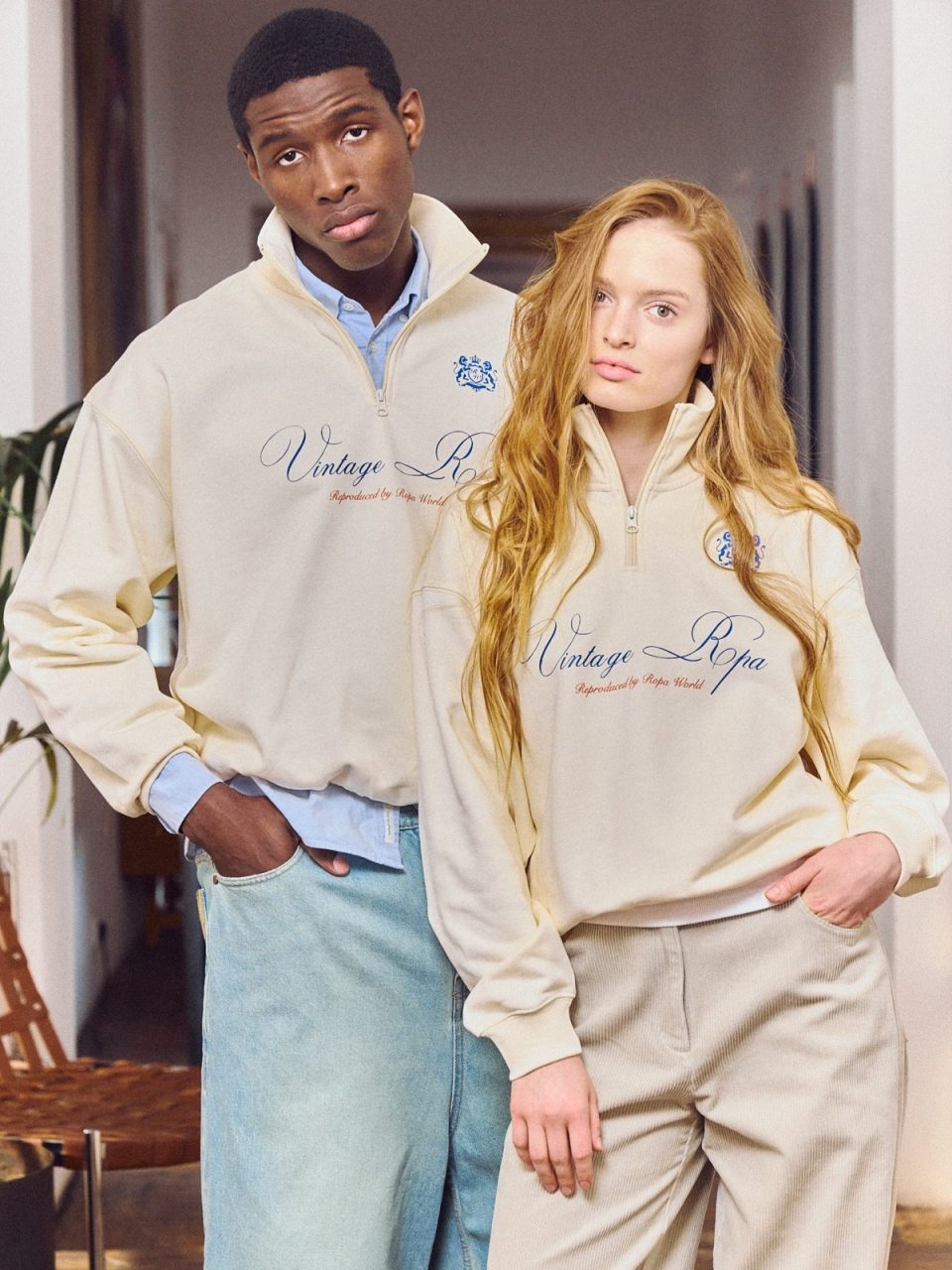 CREAM BEIGE HALF-ZIP