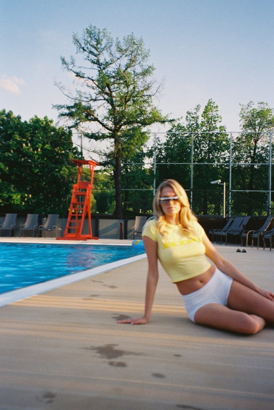 BEACH BLANK T-SHIRT